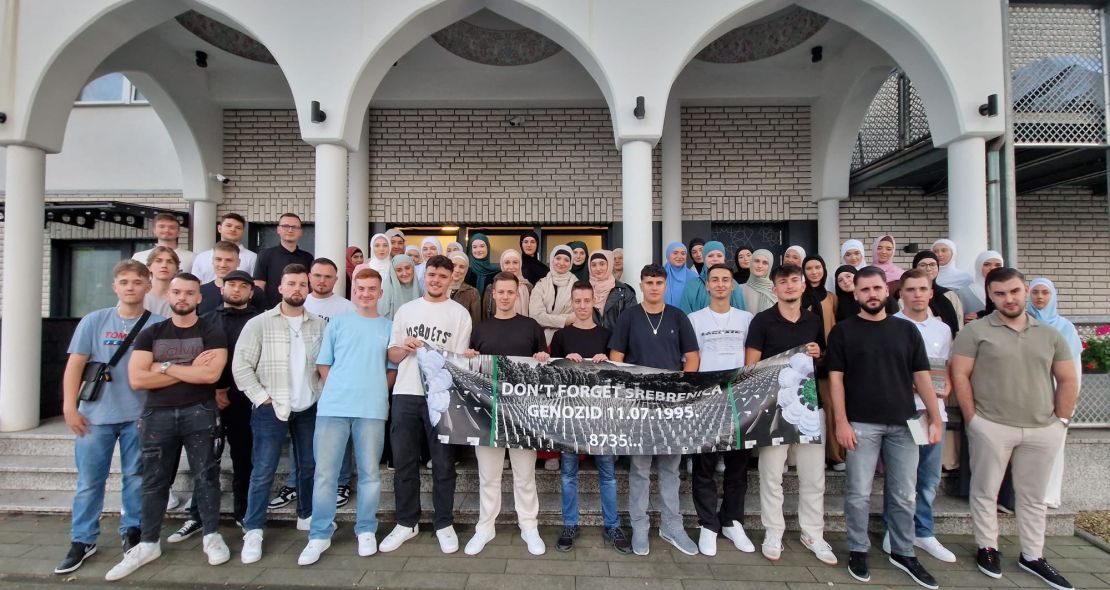 Omladinske tribine o Srebrenici održane u devet džemata