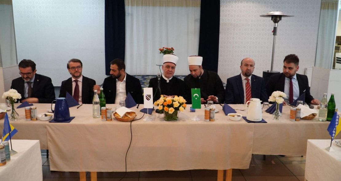 Održan sastanak reisul-uleme s imamima i predsjednicima džemata medžlisa Frankfurt, NRW i Hannover