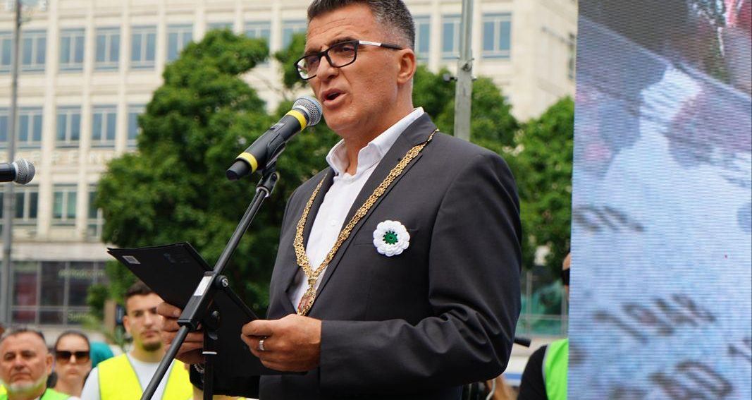 Bolje da nas nema nego da prestanemo pričat o genocidu u Srebrenici
